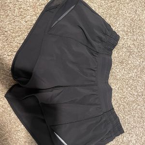 LULULEMON Hotty hot shorts